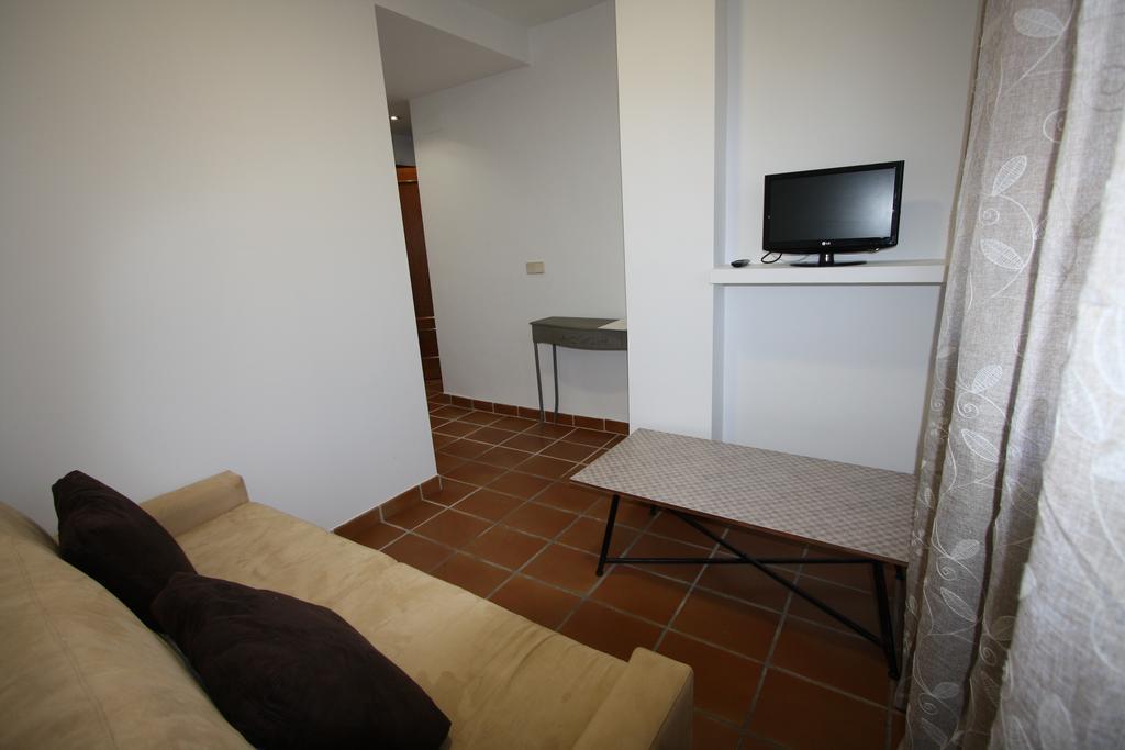 Apart-Hotel Selva Nevada La Virgen de la Vega Habitación foto